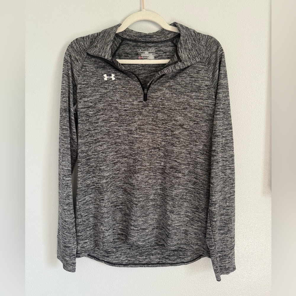 Under Armour Women’s Black and Gray 1/4 Zip Pullover Size Medium
